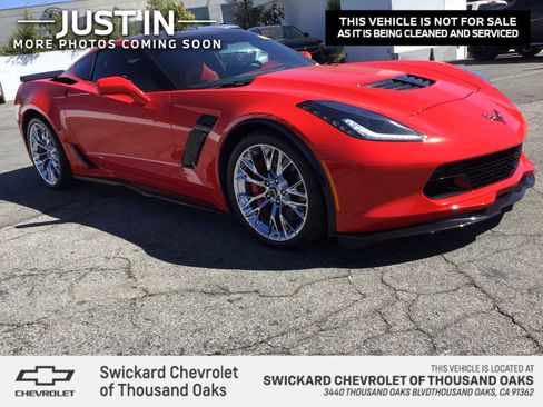 Used 2015 Chevrolet Corvette Z06 w/ 3LZ Preferred Equipment Group image 1