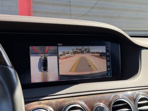 Used 2020 Mercedes-Benz S 560 4MATIC Sedan image 27