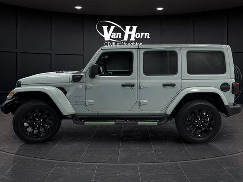 Used 2024 Jeep Wrangler Sahara 4xe image 11
