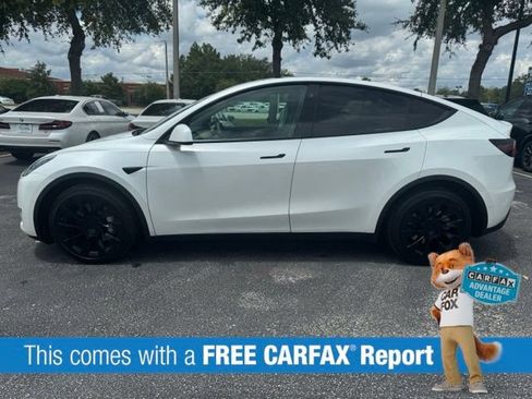 Used 2021 Tesla Model Y Long Range AWD/4WD image 2