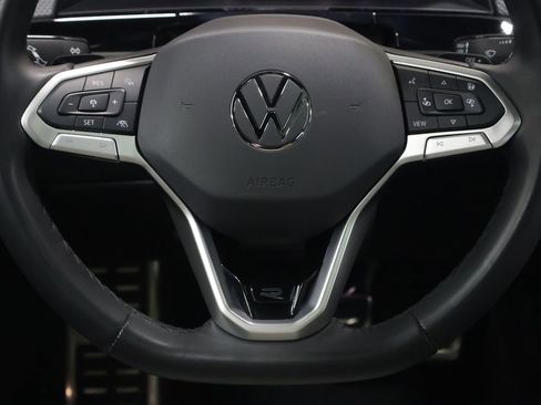 Used 2024 Volkswagen Atlas Cross Sport SEL Premium R-Line image 17