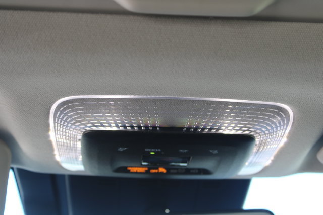 Used 2024 Toyota Prius XLE FWD image 18