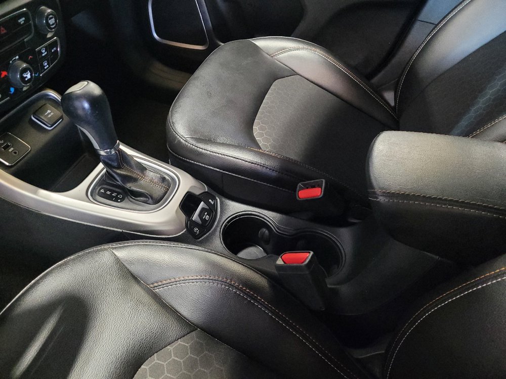Used 2018 Jeep Compass Latitude w/ Popular Equipment Group FWD image 26