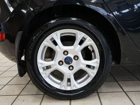 Used 2014 Ford Fiesta SE w/ Comfort Package image 47