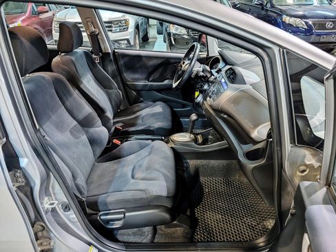 Used 2010 Honda Fit Sport image 27