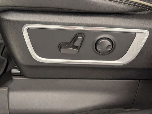 Certified 2022 RAM 1500 Laramie RWD image 13