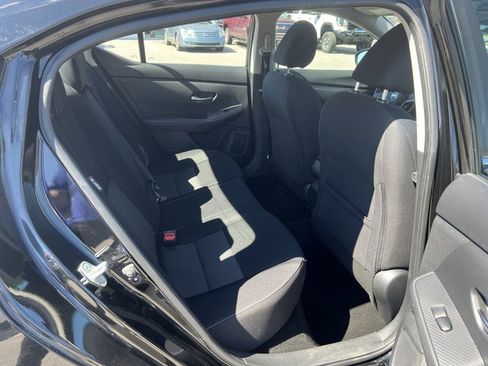 Used 2021 Nissan Sentra SV image 24
