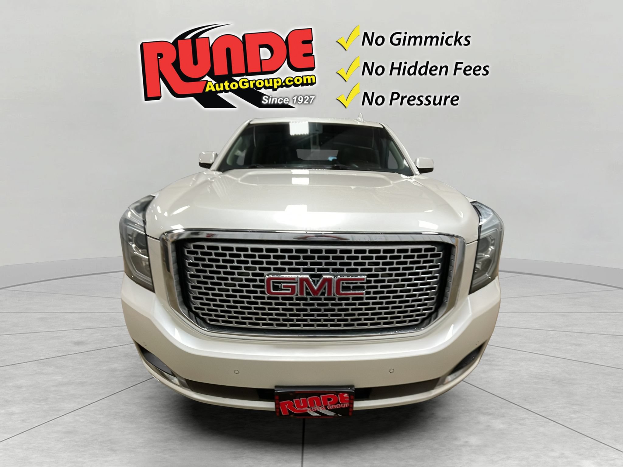 Used 2015 GMC Yukon Denali w/ Open Road Package AWD/4WD image 9