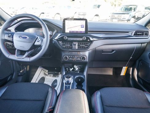 Used 2025 Ford Escape ST-Line w/ Equipment Group 301A image 14