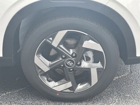 New 2026 Hyundai Venue SEL image 12