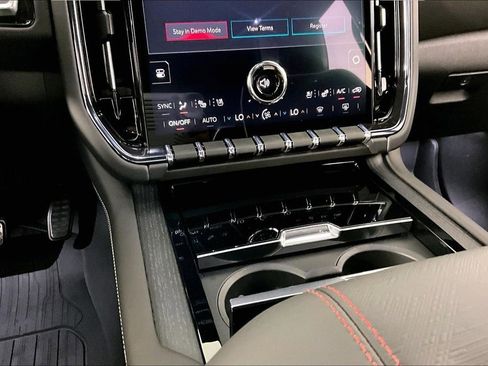 New 2026 GMC Yukon XL AT4 Ultimate AWD/4WD image 7