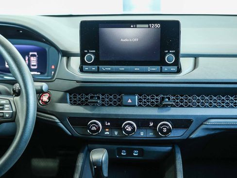 Used 2025 Honda Accord LX image 17