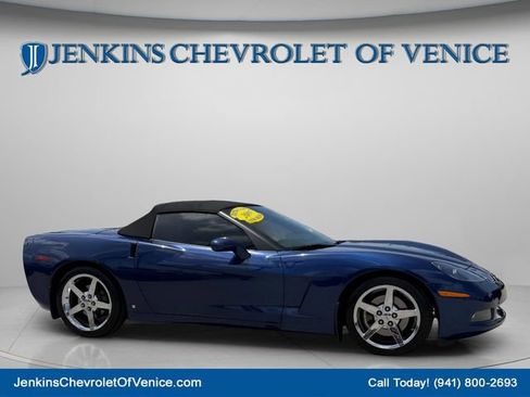 Used 2007 Chevrolet Corvette Convertible w/ Preferred Equipment Group RWD image 2