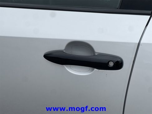 Used 2022 Toyota Corolla SE image 27