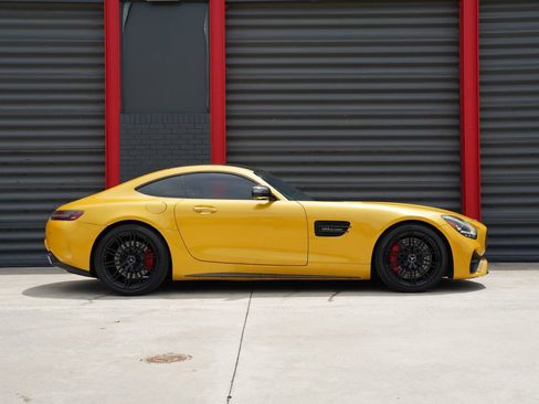 Used 2020 Mercedes-Benz AMG GT C image 12