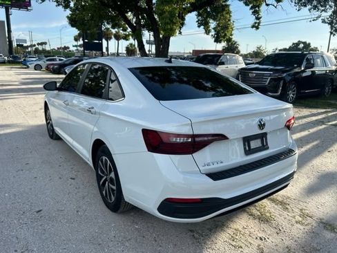 Used 2024 Volkswagen Jetta S FWD image 3