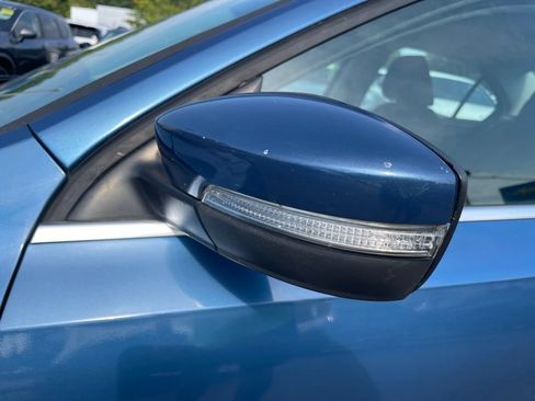 Used 2017 Volkswagen Jetta SEL FWD image 5