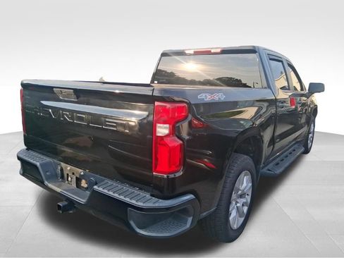 Used 2022 Chevrolet Silverado 1500 Custom AWD/4WD image 3