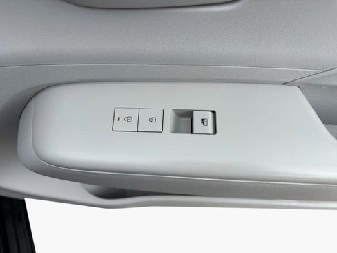 Used 2024 Hyundai Kona SEL w/ Convenience Package image 27