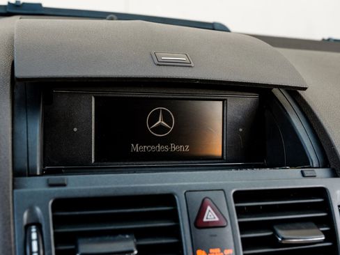 Used 2011 Mercedes-Benz C 300 C 300 Luxury Sedan 4D w/ Premium 1 Pkg image 30