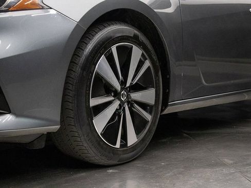 Used 2020 Nissan Altima 2.5 SL image 7