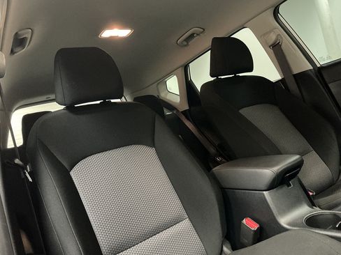 Used 2024 Kia Soul LX w/ Option Group 015 FWD image 30