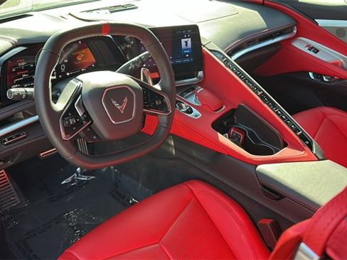 Used 2024 Chevrolet Corvette Stingray Preferred Cpe w/ 2LT image 21