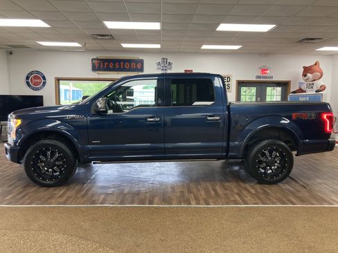 Used 2016 Ford F150 Platinum w/ Equipment Group 701A Luxury AWD/4WD image 2
