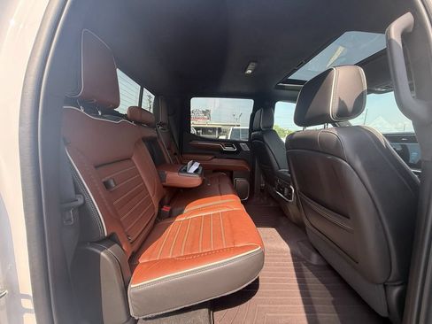 Used 2023 GMC Sierra 1500 Denali Ultimate AWD/4WD image 21