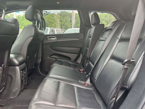 Used 2020 Jeep Grand Cherokee Limited AWD/4WD image 14