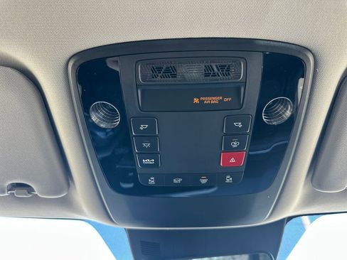 New 2026 Kia Carnival EX FWD image 34