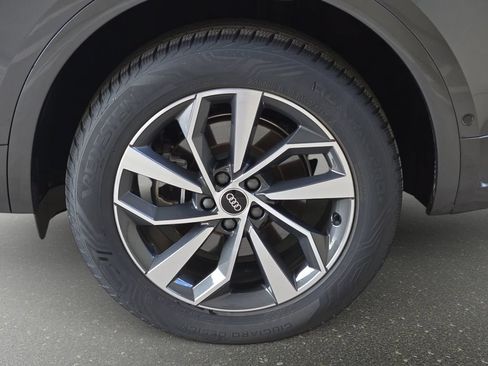 Used 2023 Audi Q5 2.0T Prestige w/ Prestige Package AWD/4WD image 34
