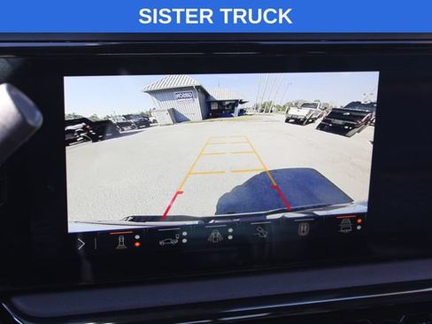 Used 2025 GMC Sierra 2500 AT4 w/ AT4 Premium Plus Package AWD/4WD image 26