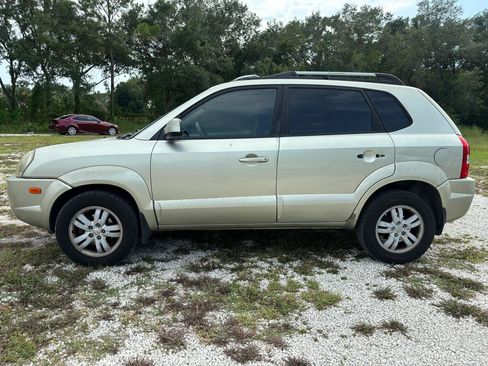 Used 2006 Hyundai Tucson GLS FWD image 2