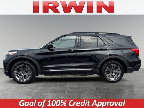 Certified 2022 Ford Explorer XLT w/ Equipment Group 202A image 2