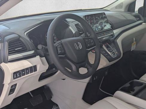 New 2026 Honda Odyssey EX-L image 3