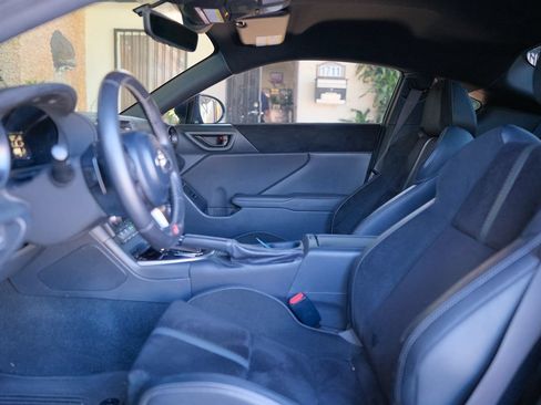 Used 2023 Toyota GR86 Premium w/ ALL Weather Mat Package (TMS) RWD image 13
