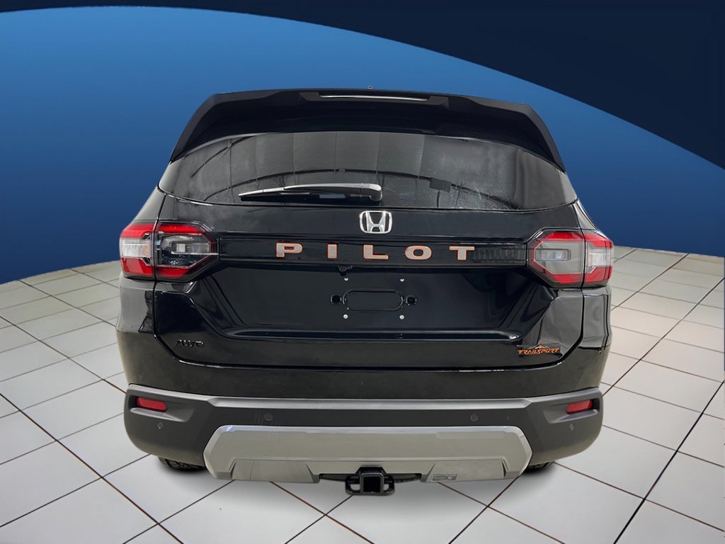 New 2026 Honda Pilot TrailSport image 4