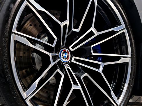 Used 2023 BMW M4 xDrive Competition w/ Executive Package AWD/4WD image 21