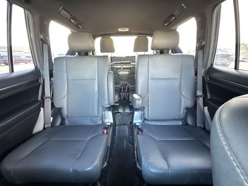 Used 2023 Lexus GX 460 Premium image 23