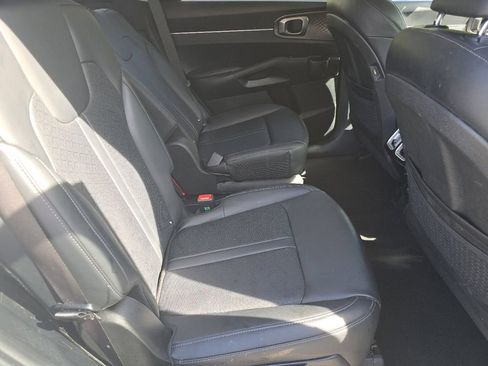 Used 2023 Kia Sorento EX AWD/4WD image 20