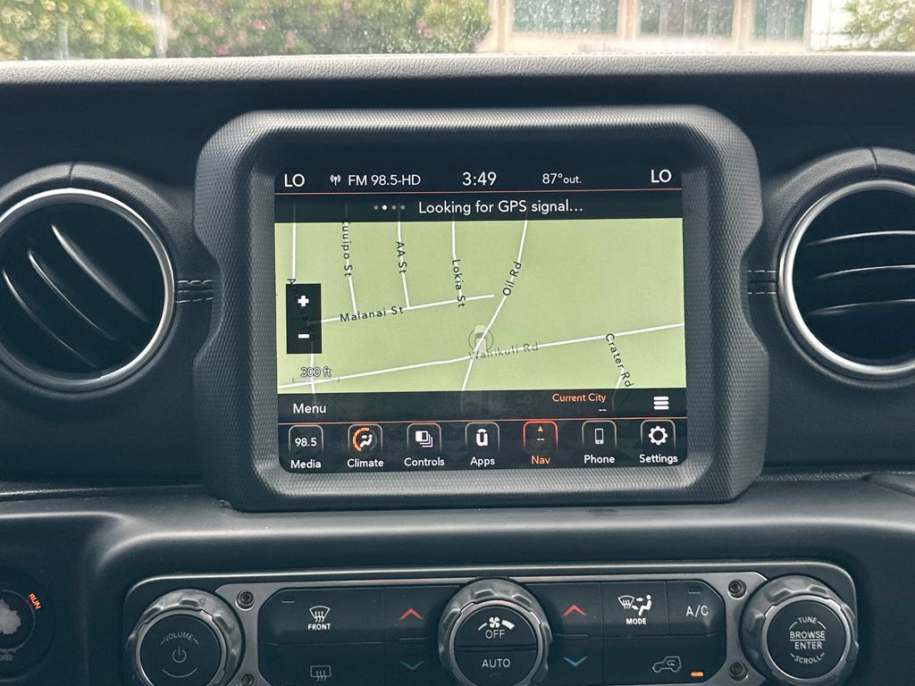 Used 2021 Jeep Gladiator Overland w/ Popular Equipment Package AWD/4WD image 17