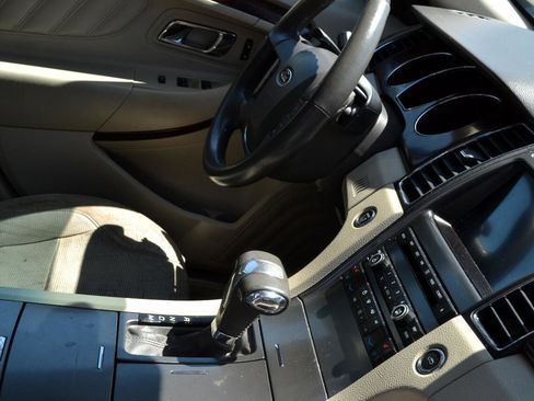 Used 2011 Ford Taurus Limited w/ 303A Rapid Spec Order Code image 18