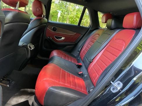 Used 2022 Mercedes-Benz GLC 43 AMG 4MATIC image 15