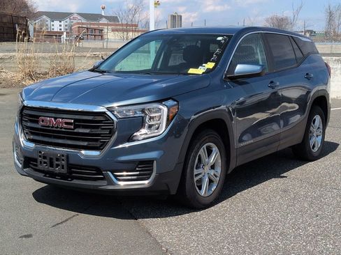 Certified 2024 GMC Terrain SLE image 7
