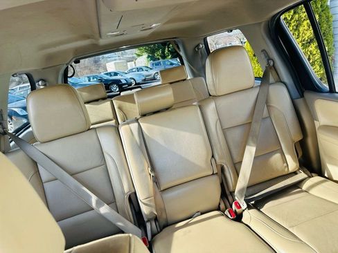 Used 2013 Nissan Armada Platinum image 13