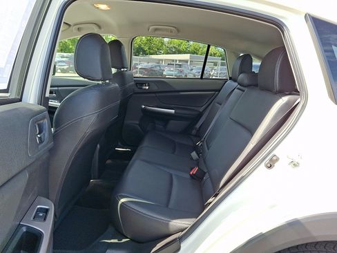 Used 2015 Subaru Crosstrek 2.0i Limited w/ Popular Package #2 AWD/4WD image 11