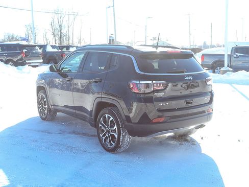 Used 2022 Jeep Compass Limited w/ Sun and Sound Group image 4