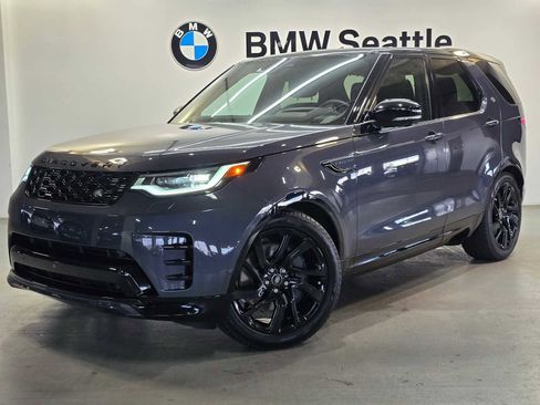 Used 2024 Land Rover Discovery Dynamic SE image 1