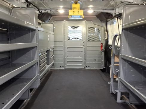 Used 2018 Ford Transit 250 148 Low Roof image 17